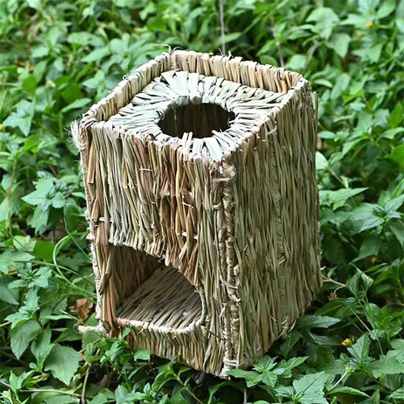 foldable woven grass house & chew mat