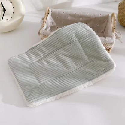 Plush Fleece Bed Mat